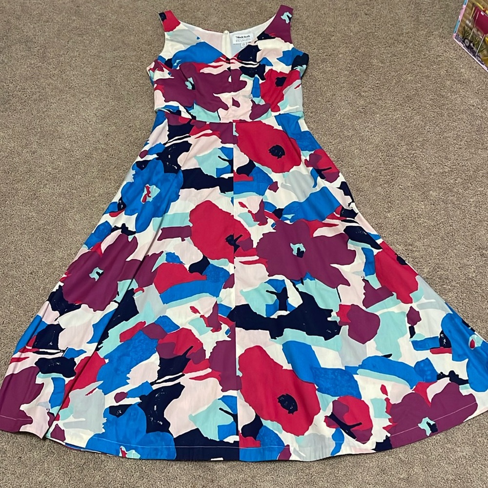 NWOT Emily and Fin Dress Size Medium (UK12).